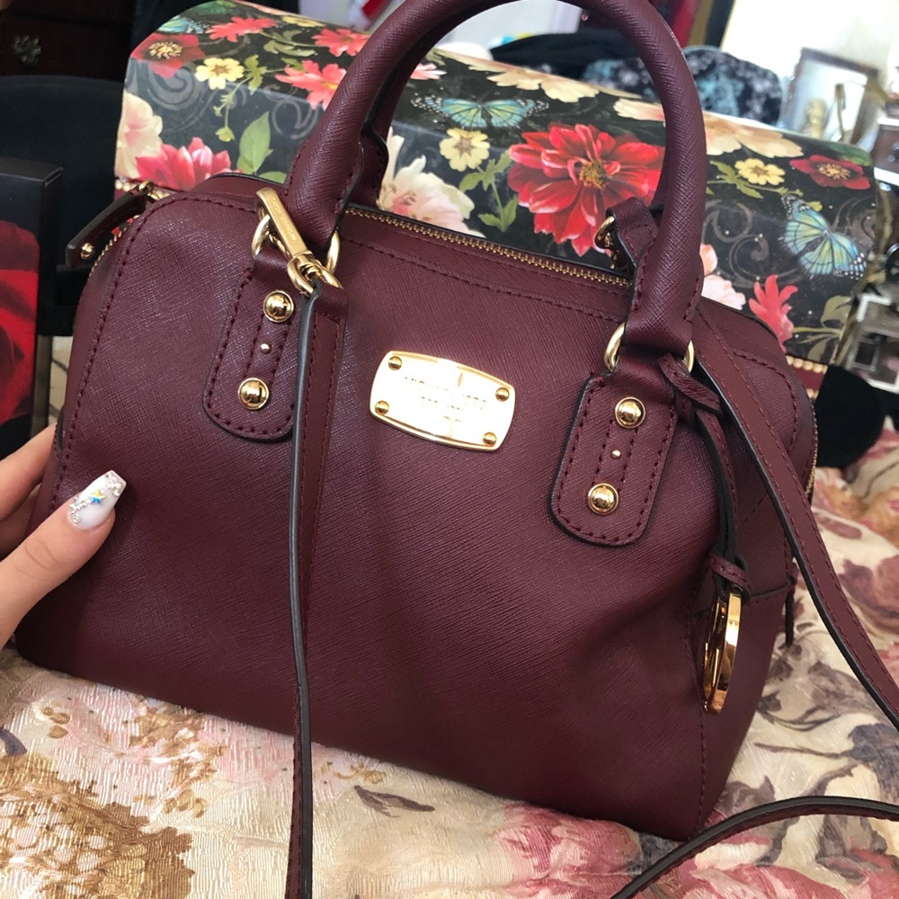Michael Kors Burgundy Handbag Gold details